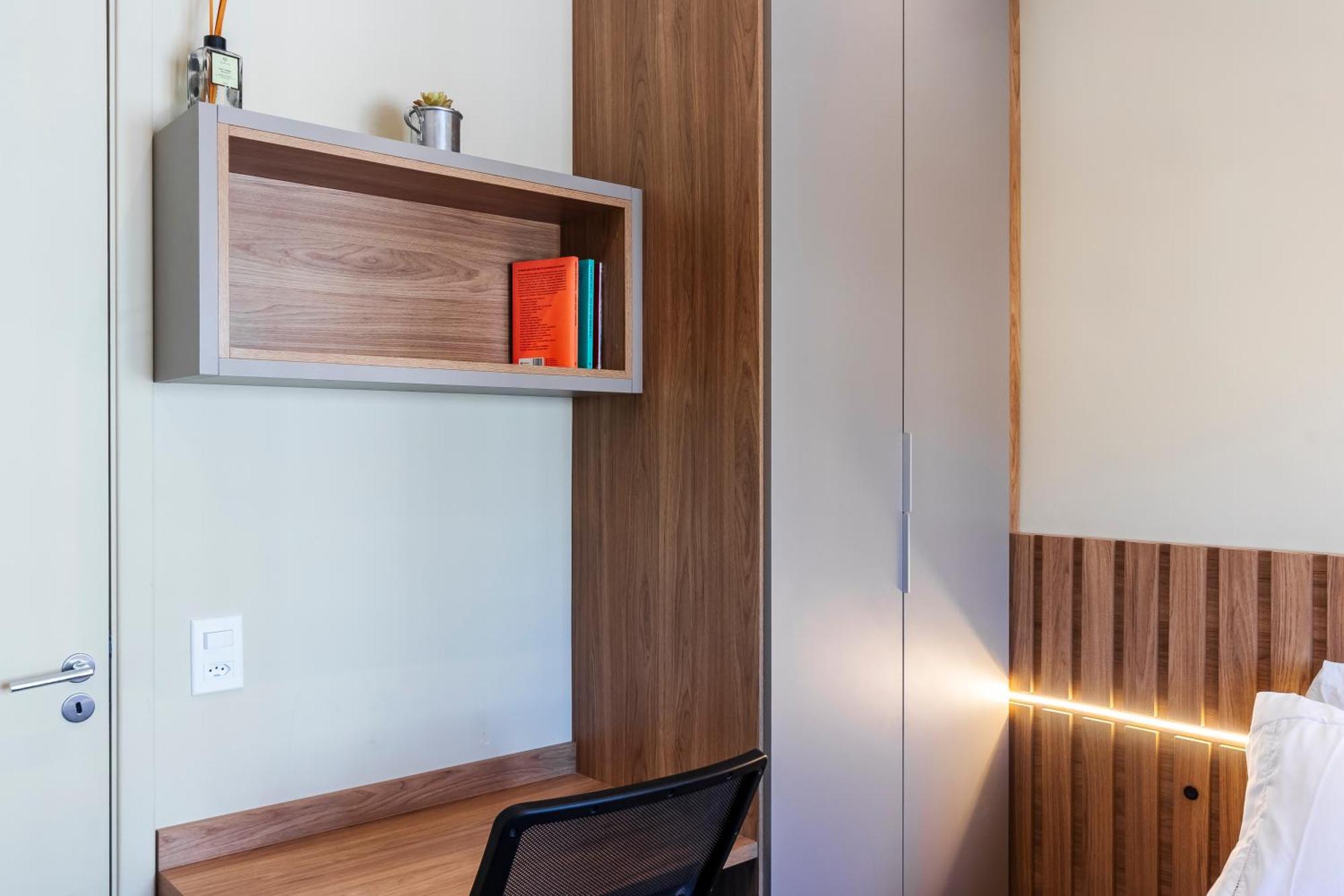 Apto Quarto E Sala Completo Prox Paulista Com Vaga De Garagem *
